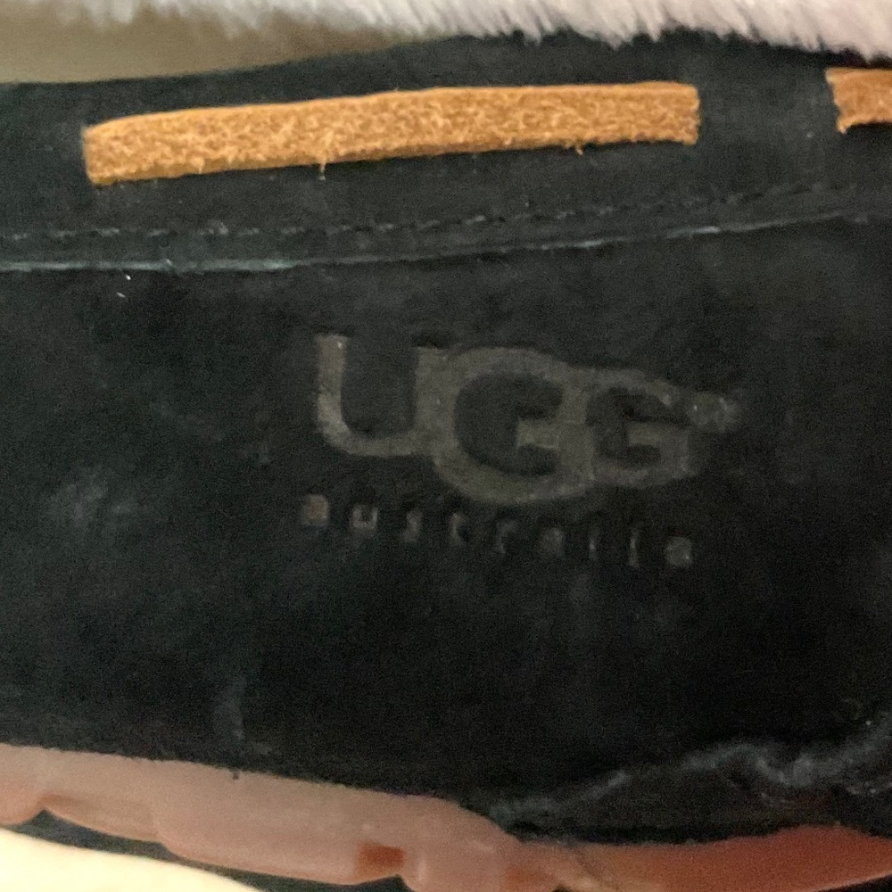 BLACK UGG DAKOTA SUEDE SLIPPER LOAFERS SLIP ON MOCCASIN SHOES SZ 6 - Picture 11 of 12